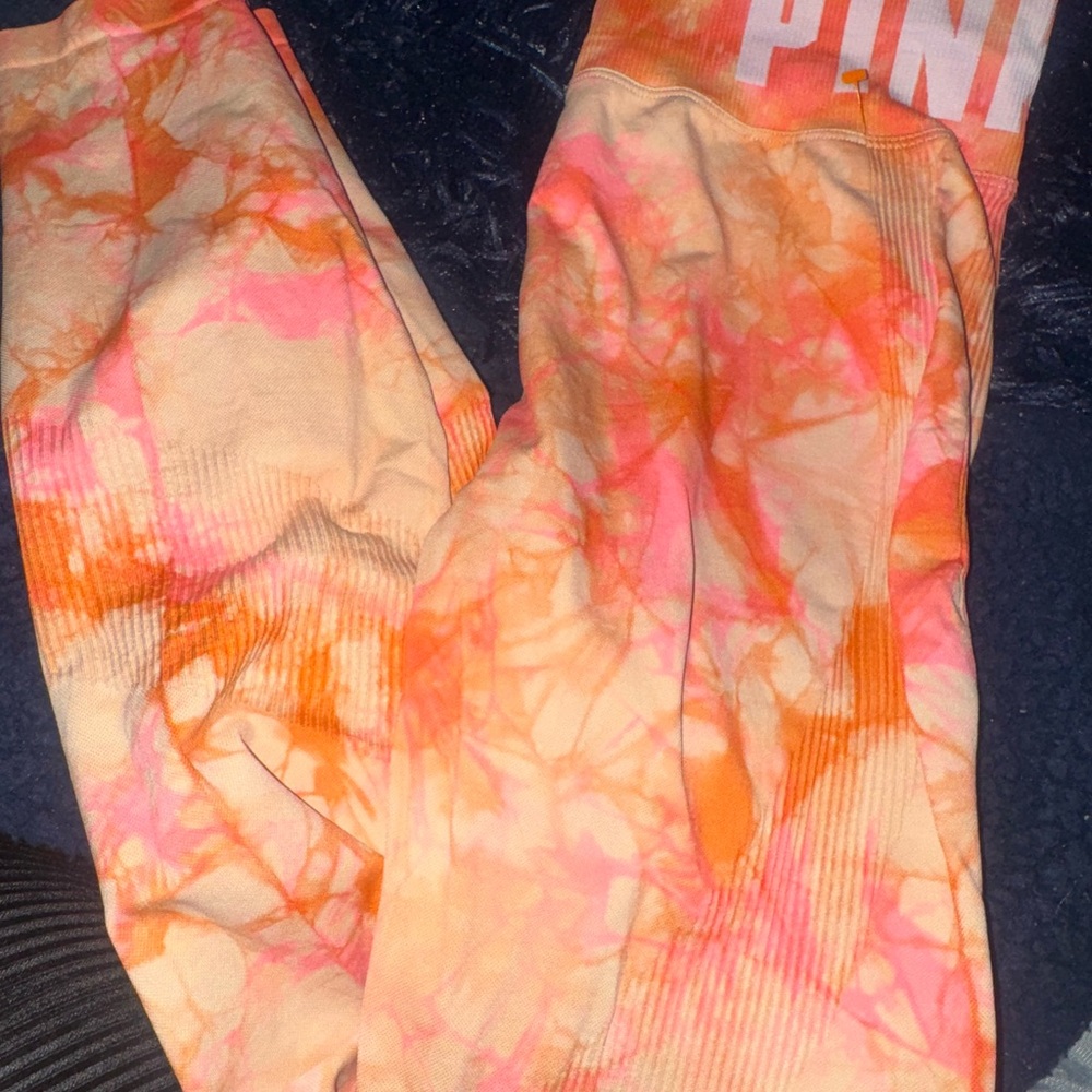 Pink tie dye leggings